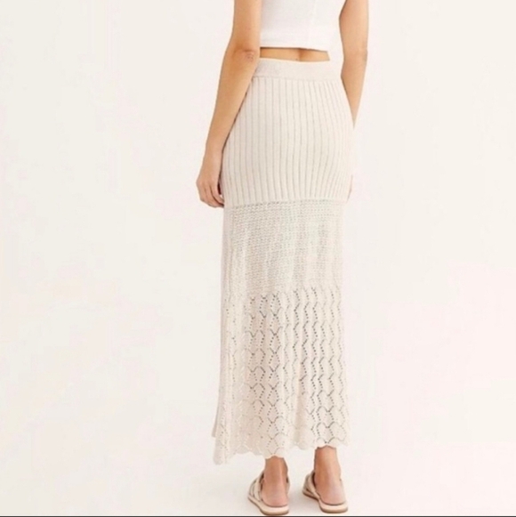 Free People Skirt XS Bari Croshet Details  Knit Column Maxi Oatmeal Front Slit - Picture 3 of 16